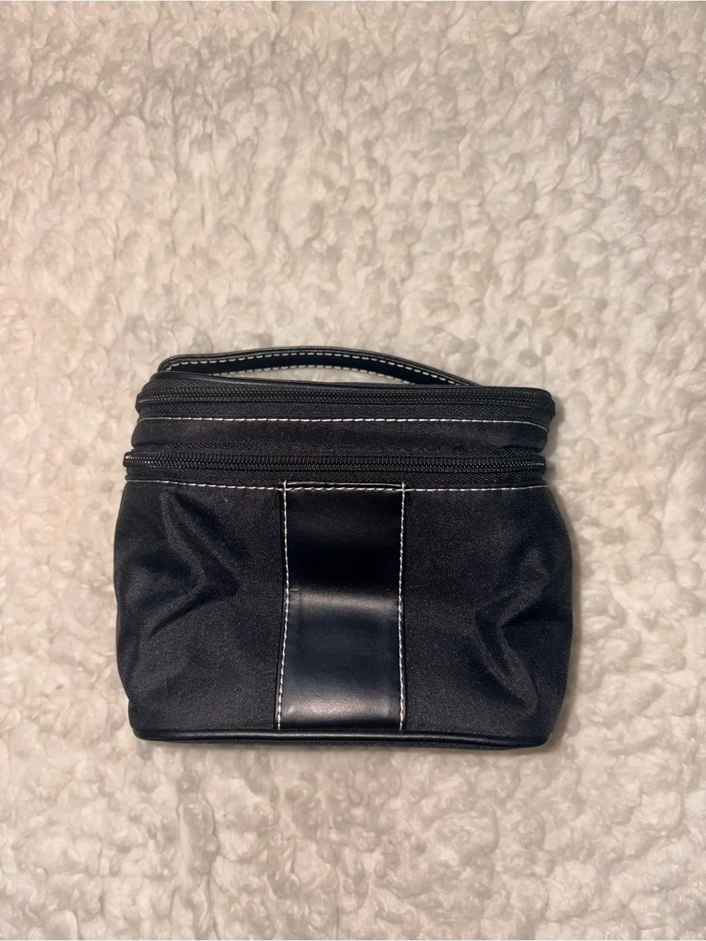 Studio Basics Black Nylon Makeup Organizer Travel Train Case